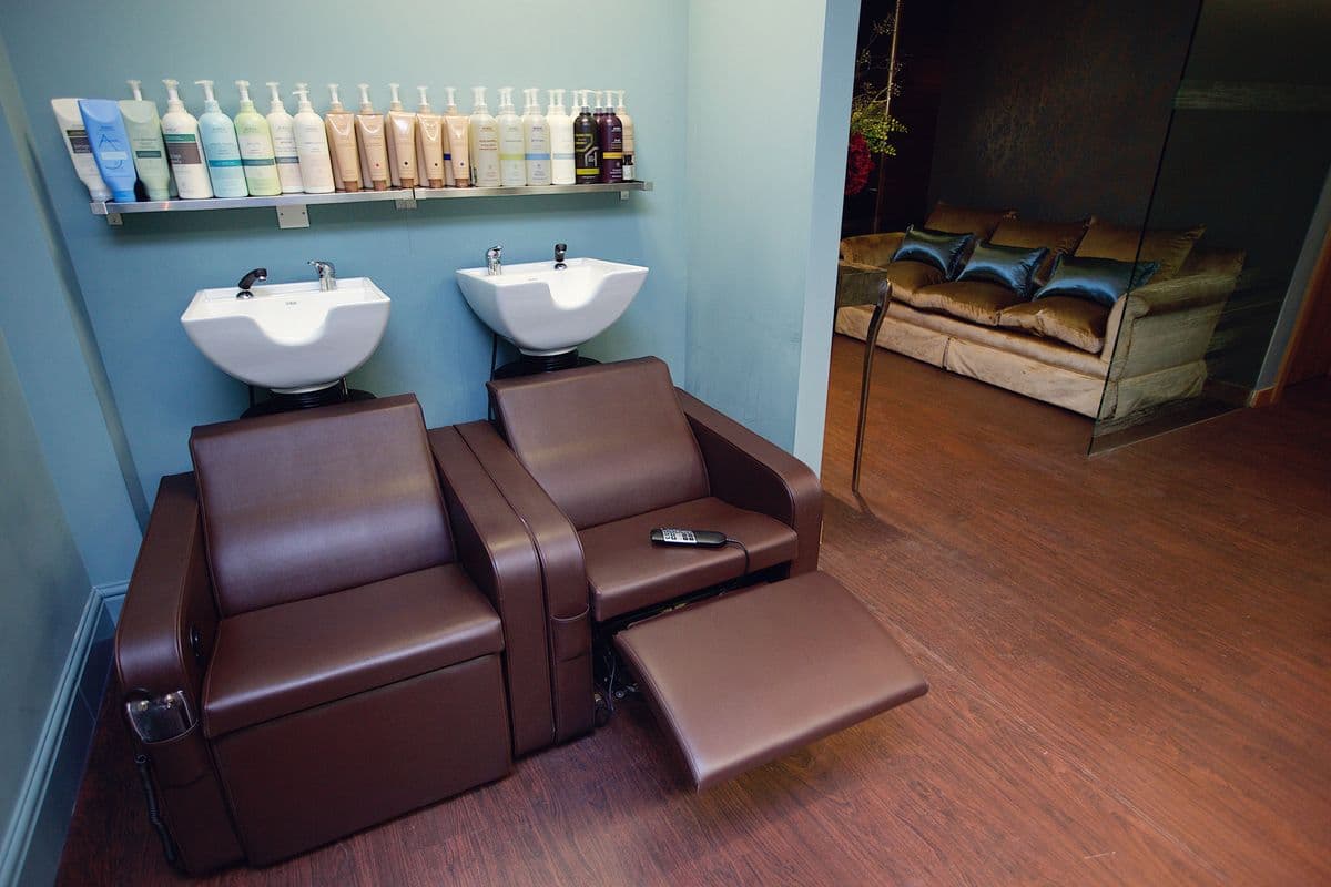 JAS Hair Aveda Hair & Beauty Spa