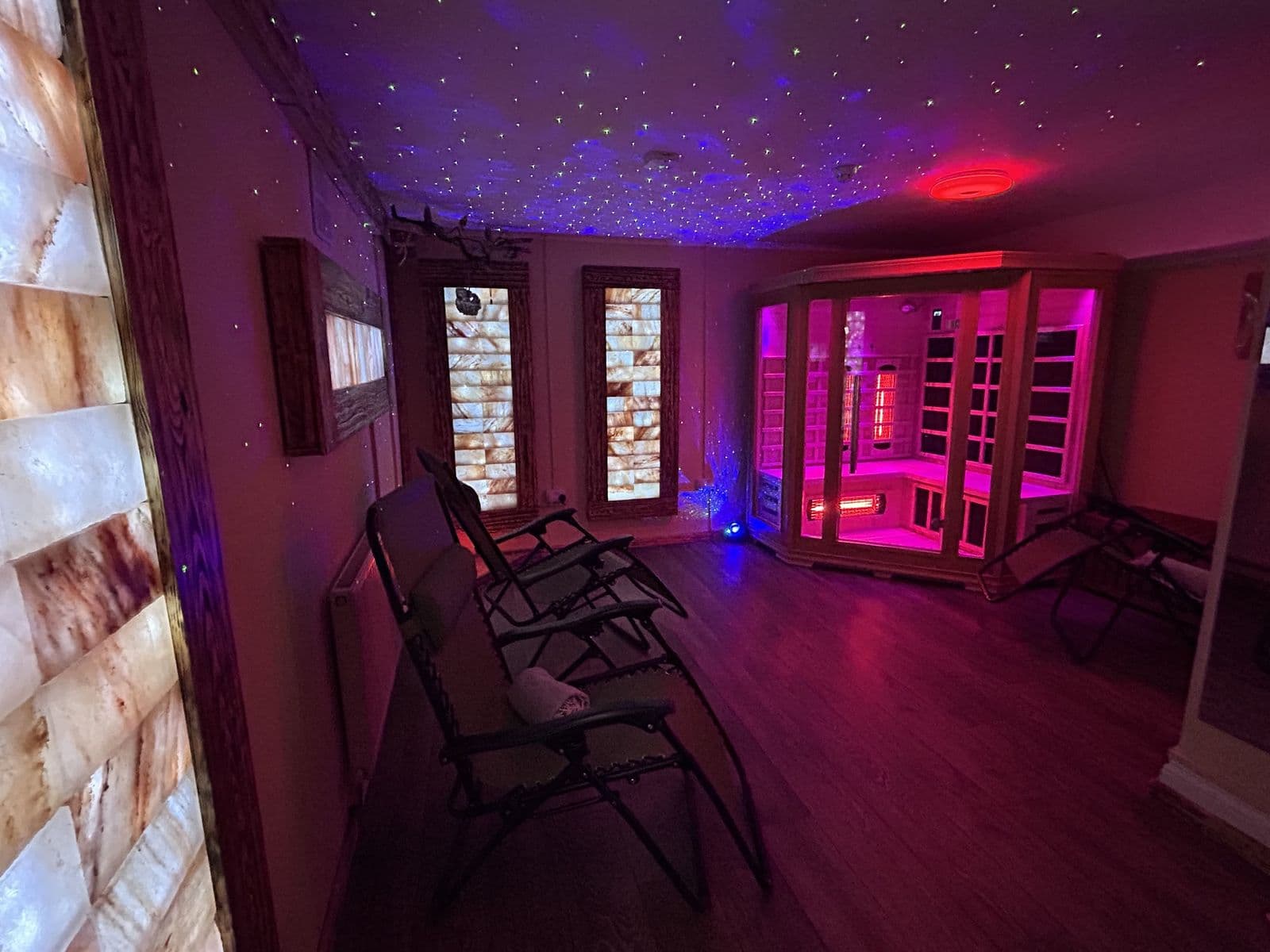 Lomi Lomi Massage & Spa