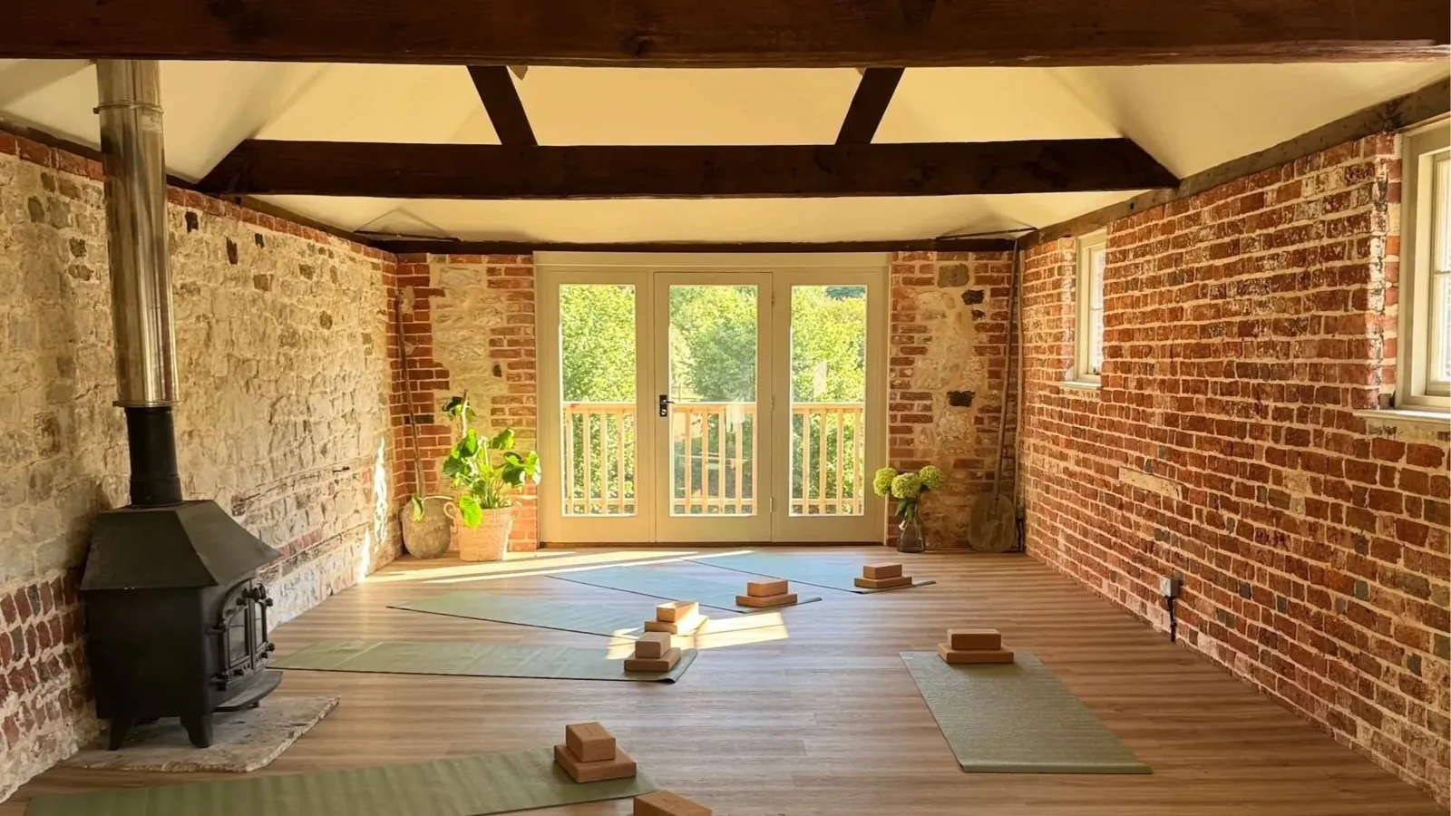 Mill Yard, Petworth