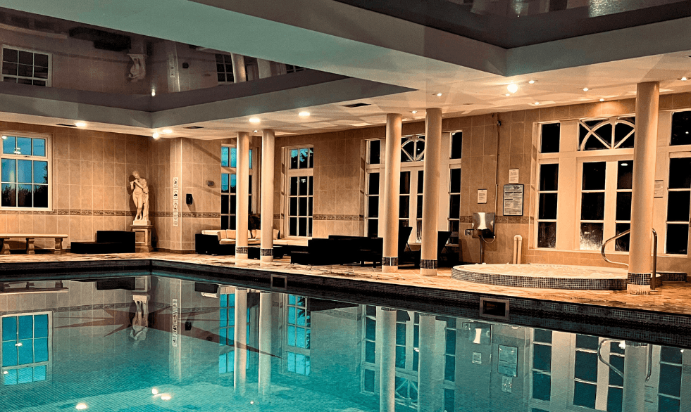 Shaw Hill Leisure Centre