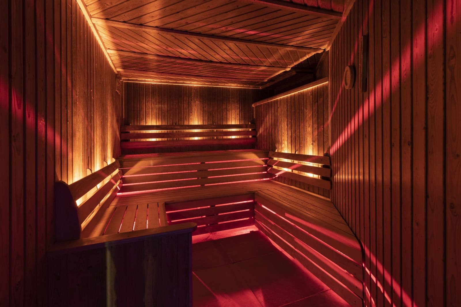 Wave Spa and Leisure Club - Gerrards Cross